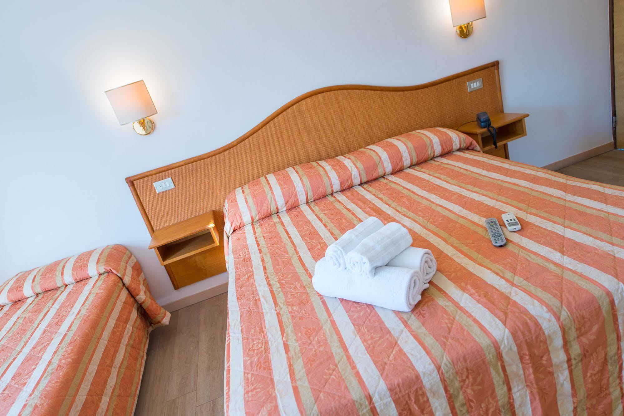 Hotel Falco Ριτσόνε Εξωτερικό φωτογραφία