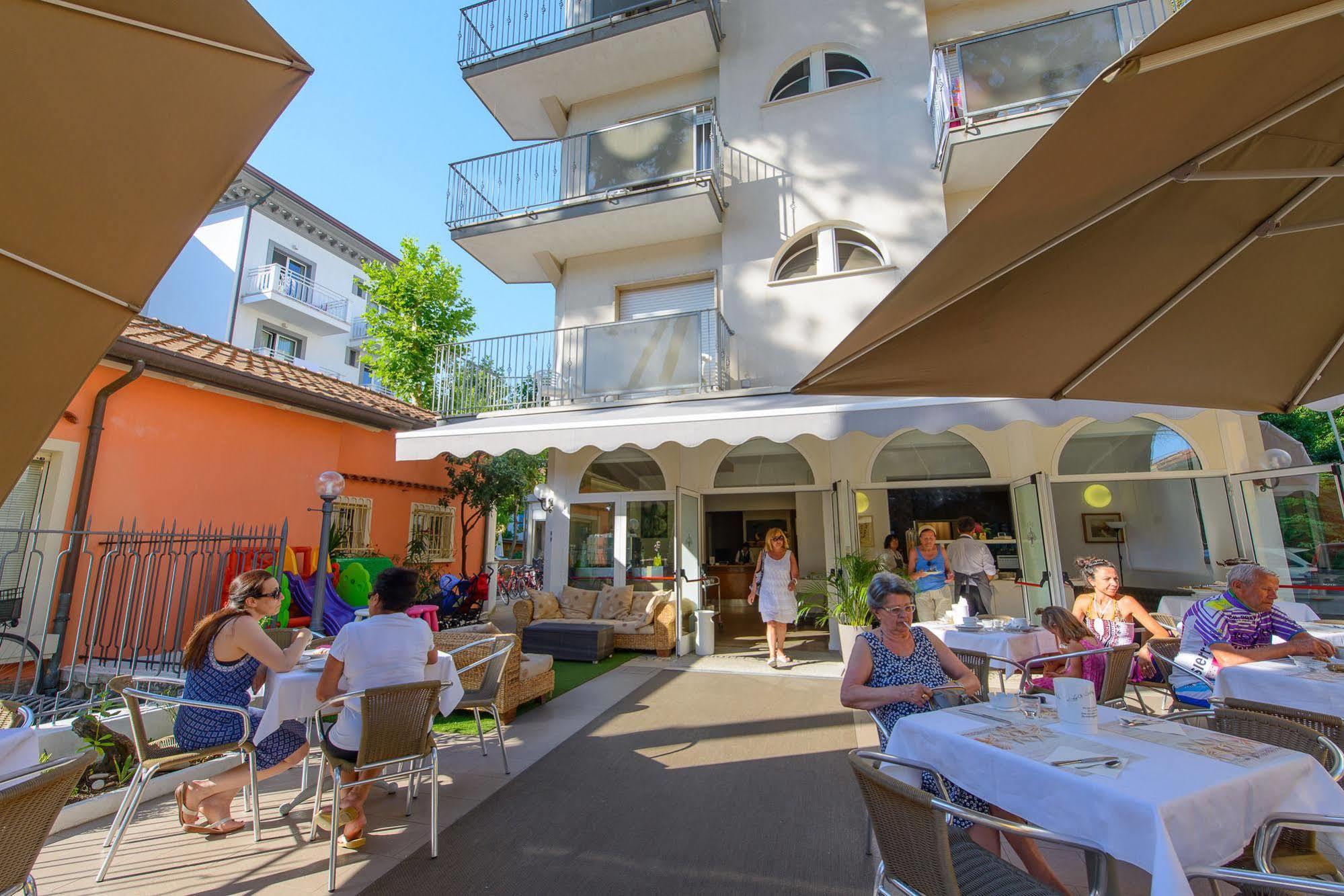 Hotel Falco Ριτσόνε Εξωτερικό φωτογραφία